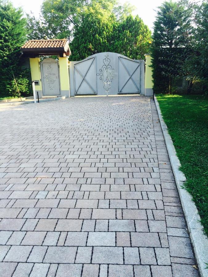 Villa Althea Ronago 외부 사진