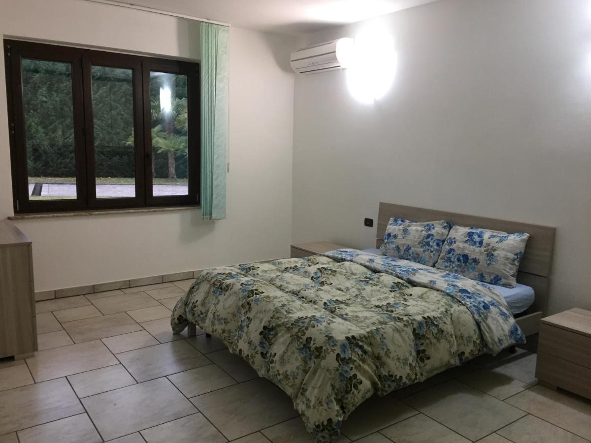 Villa Althea Ronago 외부 사진