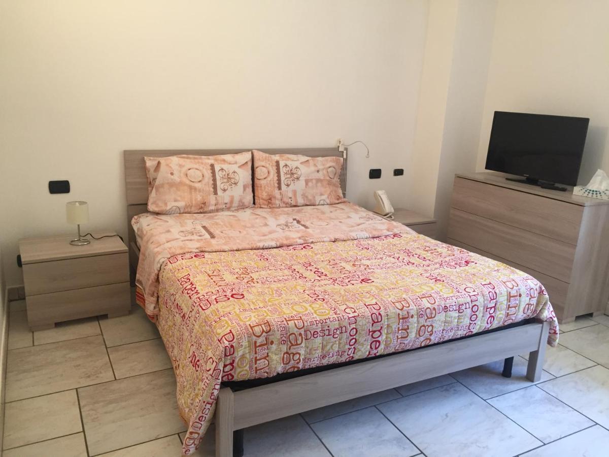Villa Althea Ronago 외부 사진
